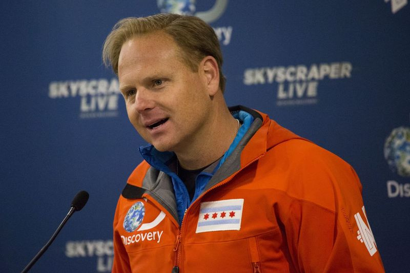 Nik Wallenda prend la parole lors d