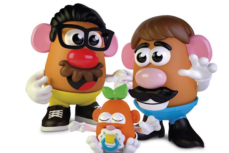 Šioje Hasbro pateiktoje nuotraukoje parodytas naujas bulvių galvutės pasaulis.