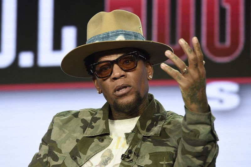D.L. Hughley fala durante TV One’s Uncensored e The D.L. Painel do Hughley Show durante a turnê de imprensa da Winter Television Critics Association em Pasadena, Califórnia, em 2019.