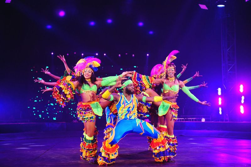 UniverSoul Circus løber til 4. november i Washington Park. | Velsignet Vong