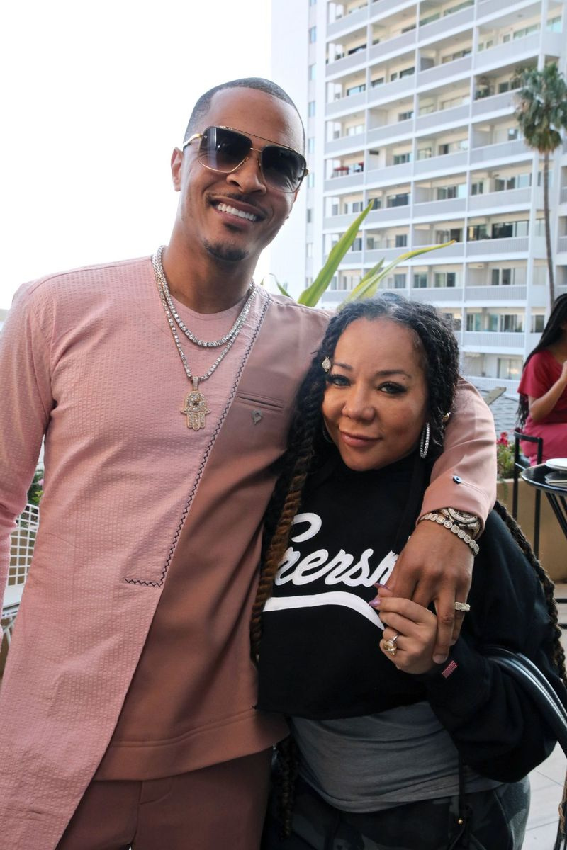 Le rappeur T.I. et Tameka Tiny Harris assistent à META - Convoqué par BET Networks à The Edition Hotel en 2020 à Los Angeles.