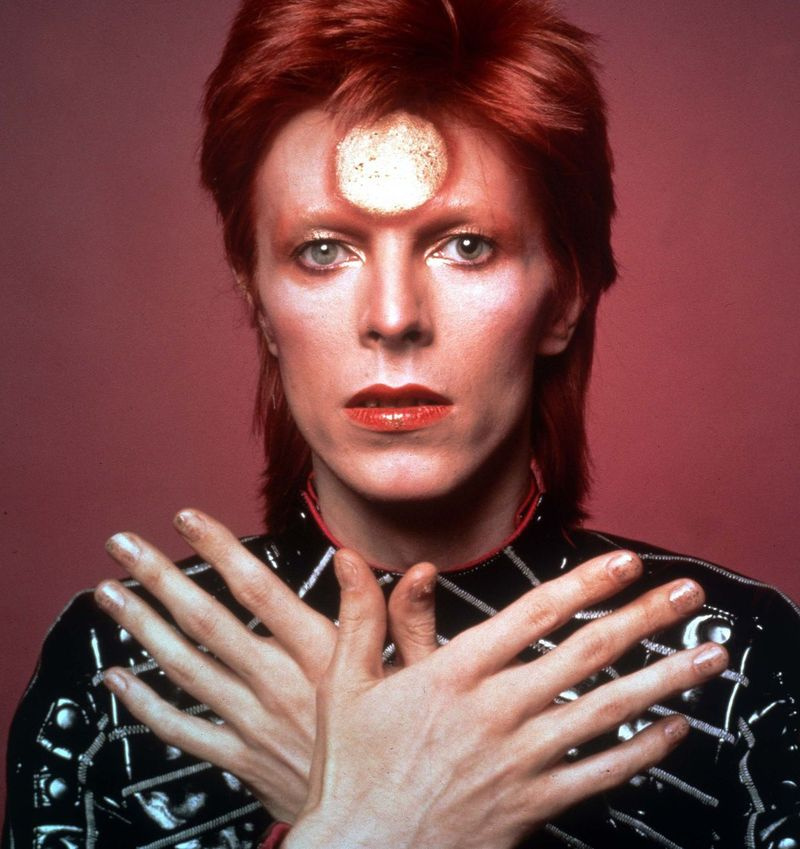 David Bowie, εικόνα από το The Rise and Fall of Ziggy Stardust and the Spiders From Mars (αρχική εικόνα 1972, αποστολή 2002)