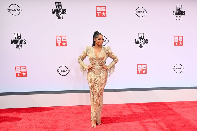 Ashanti osaleb 27. juunil 2021 Californias Los Angeleses Microsofti teatris BET Awards 2021.