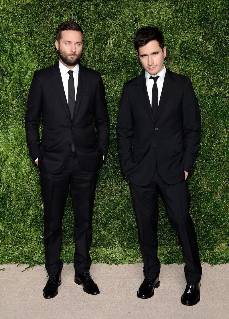 Proenza Schouler-designerne Jack McCollough (til venstre) og Lazaro Hernandez deltar på den 12. årlige CFDA/Vogue Fashion Fund Awards i 2015, i New York.