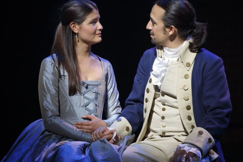 Phillipa Soo y Lin-Manuel Miranda protagonizan la producción original de Broadway de Hamilton.