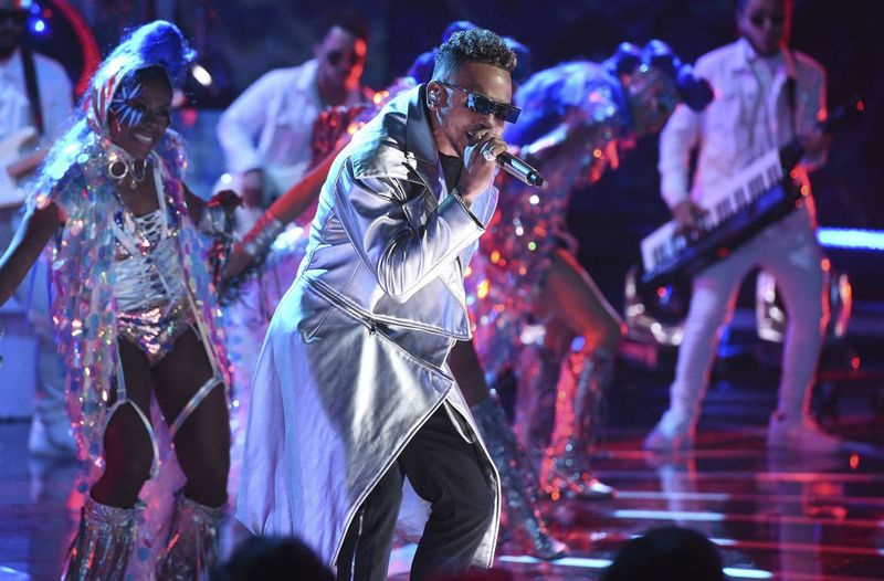 Ozuna se presenta en los Latin American Music Awards en Los Ángeles en 2019. Ozuna recibió ocho nominaciones en los Latin Grammy 2020, que se transmitirán en vivo el 19 de noviembre por Univision.