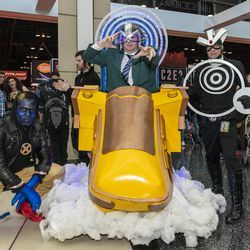 En gruppe med Cedar Rapids, Iowa-baserede cosplay-kunstner Nerdwood By Aaron deltager i C2E2 lørdag klædt ud som karakterer fra X-Men-universet.