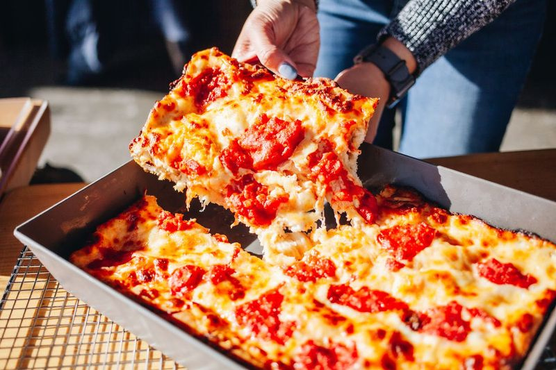 Pizza & Parm Shop šéfkuchára Billa Kima