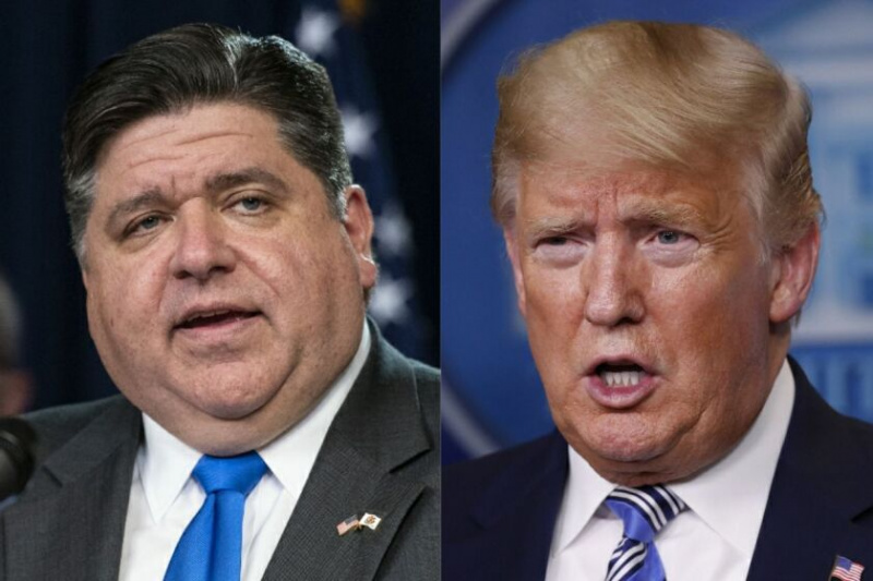   Guvernör J.B. Pritzker, vänster, och dåvarande president Donald Trump, höger, 2020.