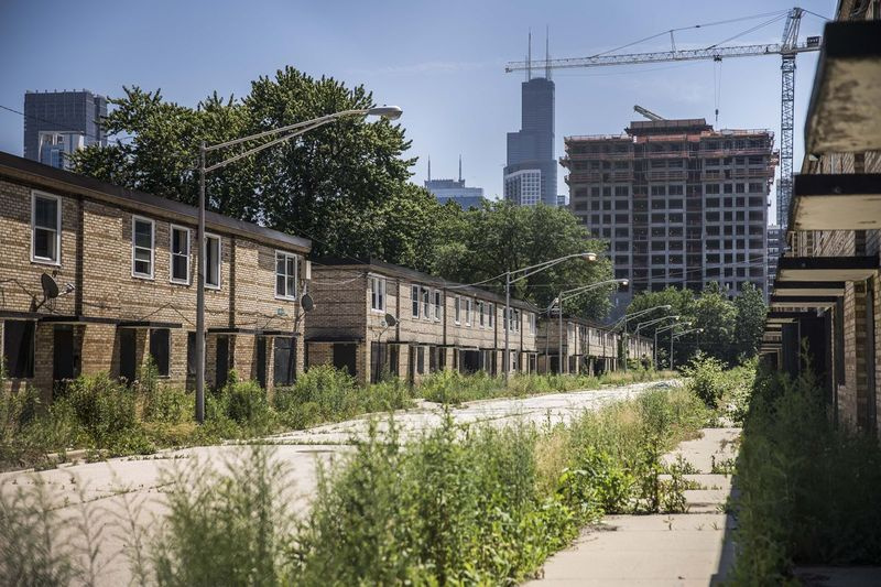Tomma Cabrini-Gröna radhus norr om Chicago Avenue den 24 juni 2016. | Rich Hein/Sun-Times