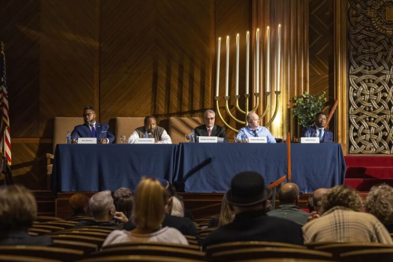   MAYORALFORUM_111022_6.jpg