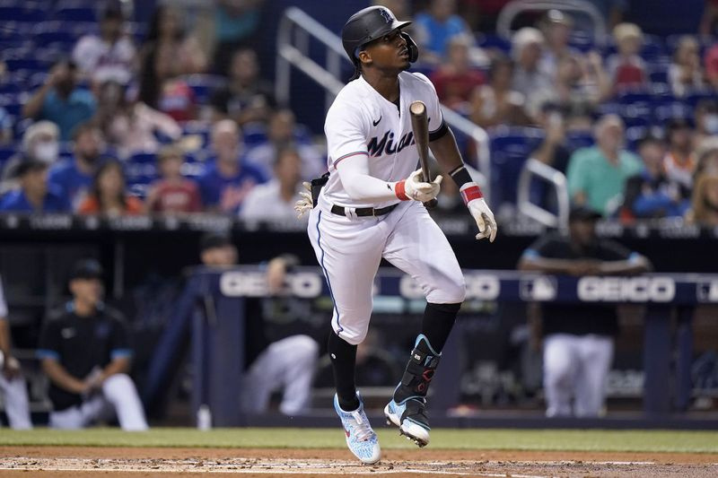 De Rockies zeiden dat een fan geen racistische opmerkingen naar Marlins-speler Lewis Brinson op Coors Field gooide.