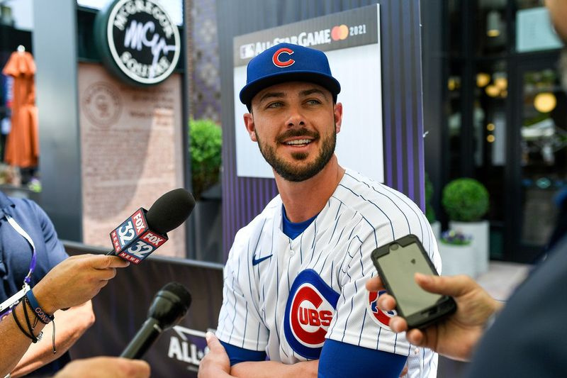 Le joueur de troisième but des Cubs, Kris Bryant, s