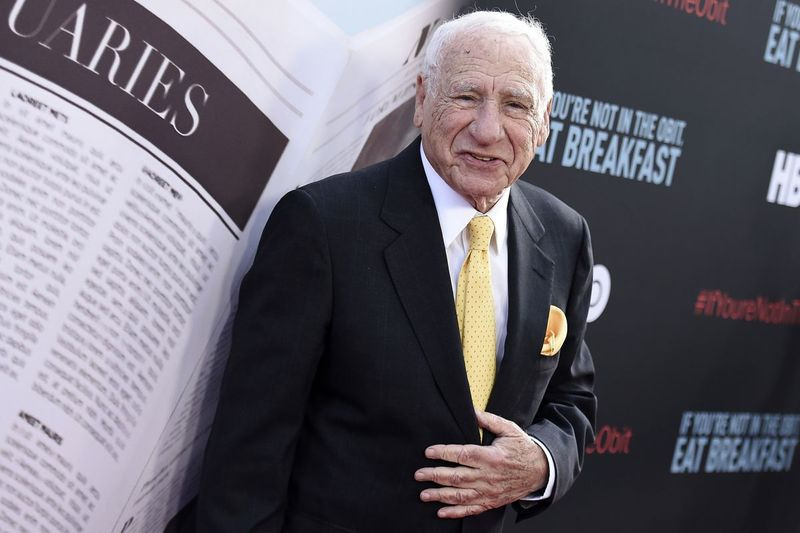 Na tym zdjęciu z 17 maja 2017 r. Mel Brooks uczestniczy w premierze filmu Jeśli nie jesteś w obitach, jedz śniadanie w Beverly Hills w Kalifornii.