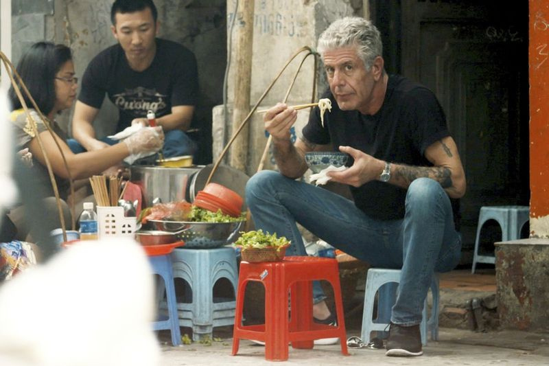 Deze afbeelding, vrijgegeven door Focus Features, toont Anthony Bourdain in Morgan Neville