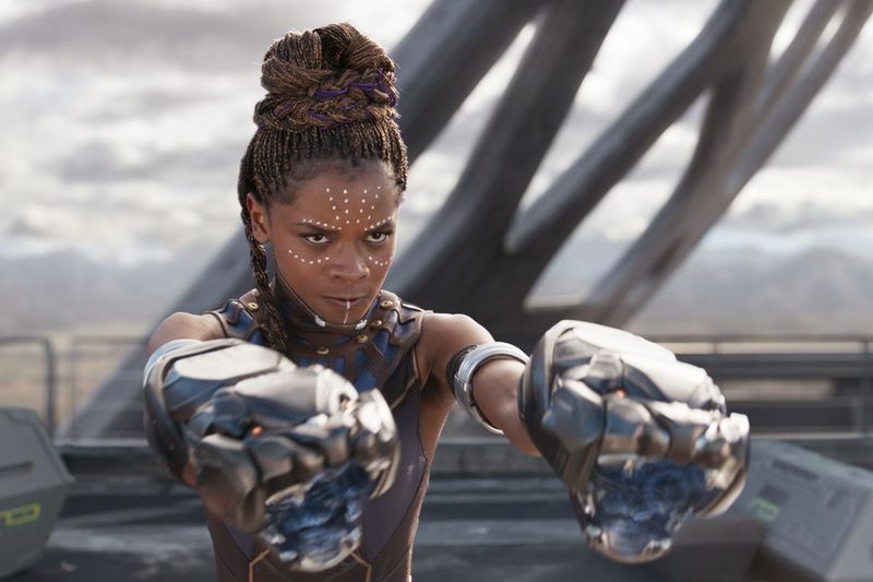 Imej yang dikeluarkan oleh Disney -Marvel Studios ini menunjukkan Letitia Wright dalam adegan dari Black Panther. Wright sedang dirawat di hospital selepas mengalami kecederaan ringan di set Boston Wakanda Forever.