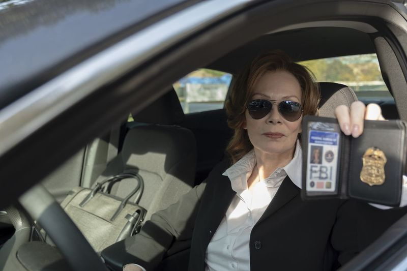 Jean Smart är en Watchmen-framstående som en mystisk FBI-agent.