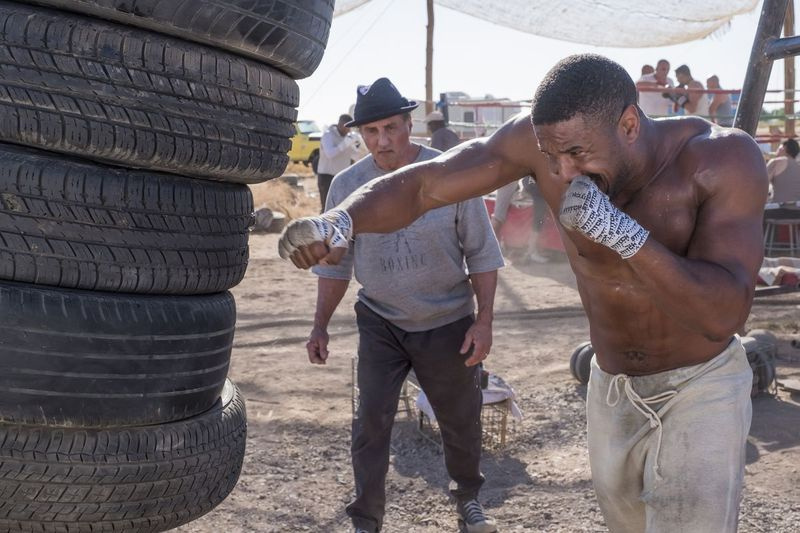 Rocky Balboa (Sylvester Stallone) trainiert weiterhin Adonis (Michael B. Jordan) in Creed II. | MGM/Warner Bros.