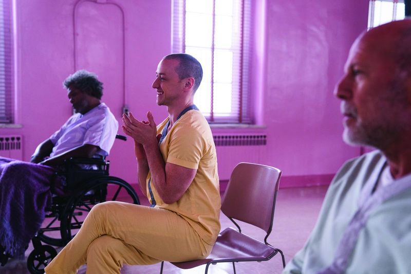Samuel L. Jackson (från vänster), James McAvoy och Bruce Willis i Glass. | Universella bilder