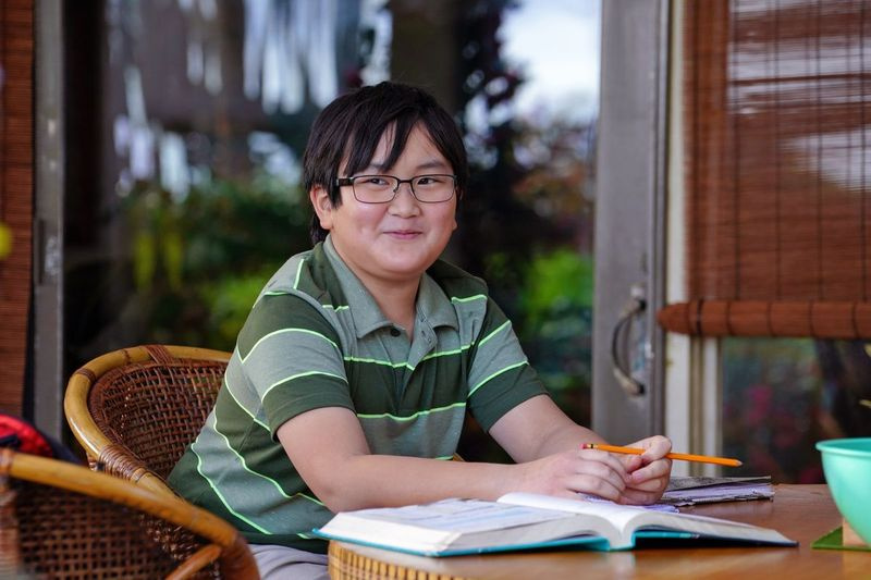 Pelakon Chicago Wes Tian berlakon bersama dalam siri Disney+ baharu Doogie Kamealoha, M.D.