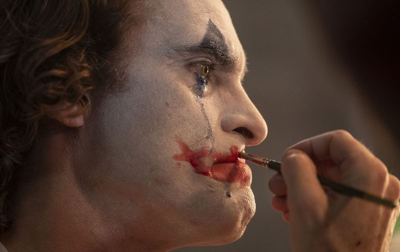 Joaquin Phoenix parece destinado a ser o vencedor de melhor ator e merecidamente - mas a maquiagem em Joker também deve ser reconhecida.