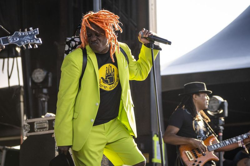 Corey Glover och Doug Wimbish, från Living Colour, uppträder på dag två av Riot Fest i Douglass Park, fredag ​​eftermiddag den 17 september 2021.
