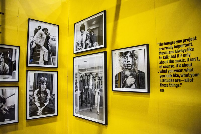 Nogle af fotografierne blev vist ved Exhibitionism-åbningen den 15. april på Navy Pier. | Maria Cardona/ Sun-Times