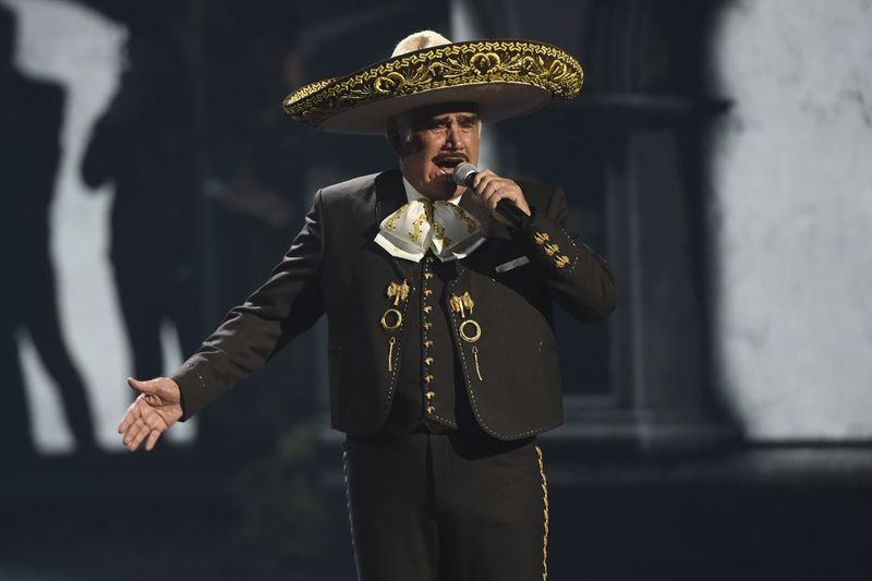 Vicente Fernandez performt ein Medley bei den 20. Latin Grammy Awards 2019 in Las Vegas.