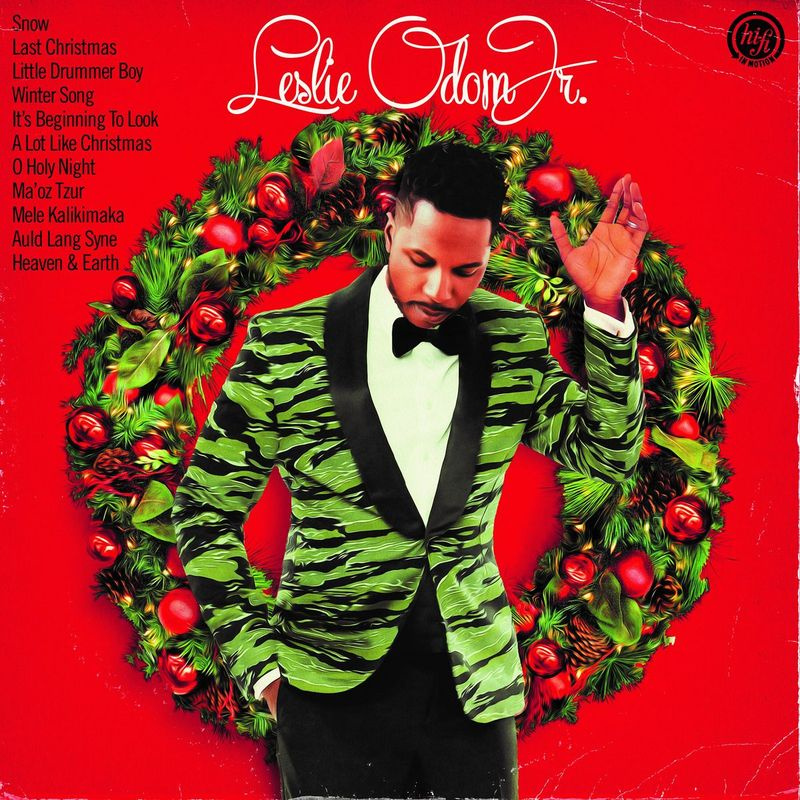 Ta naslovna slika, ki jo je izdal S-Curve Records/BMG, prikazuje The Christmas Album Leslieja Odoma Jr.