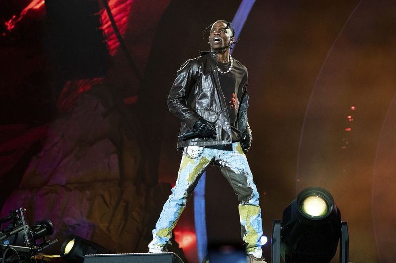 Travis Scott optræder på dag 1 af Astroworld Music Festival i NRG Park fredag ​​den 5. november 2021 i Houston.