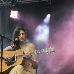 Julie Byrne første dag på Pitchfork Music Festival. | Ashlee Rezin/Sun-Times