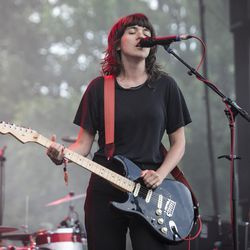 Courtney Barnett på første dag af Pitchfork Music Festival. | Ashlee Rezin/Sun-Times
