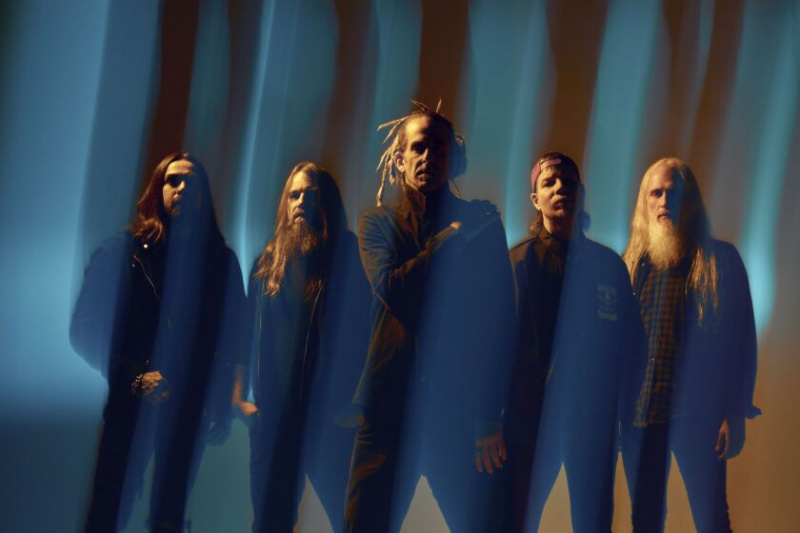   Lamb of God presenta Art Cruz (da sinistra), Mark Morton, Randy Blythe, Willie Adler e John Campbell.