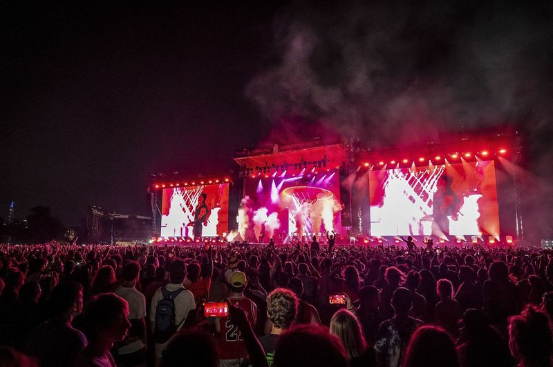 Lil Uzi Vert vystupuje v tretí deň letného festivalu Smash v Douglass Parku.