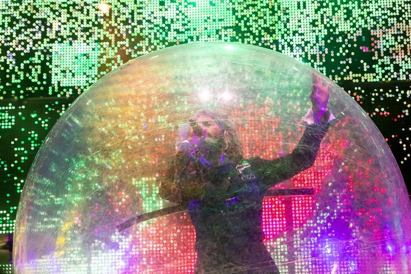 The Flaming Lips treedt op in de Roots Stage op de laatste dag van Riot Fest in Douglass Park.