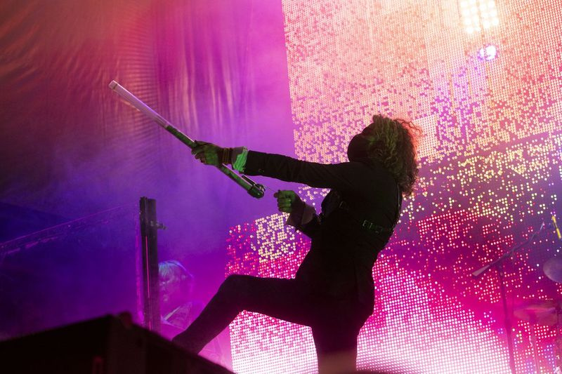 The Flaming Lips treedt op in de Roots Stage op de laatste dag van Riot Fest in Douglass Park.