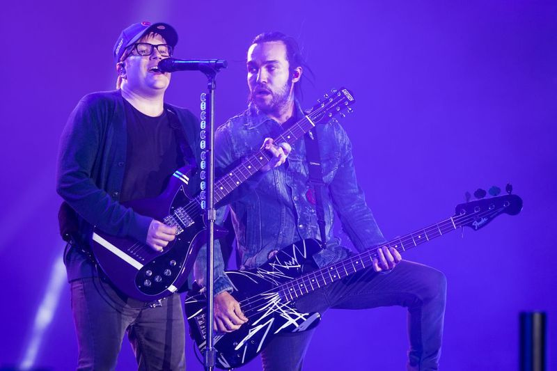 Tā bija varena Fall Out Boy atgriešanās sestdienas vakarā Wrigley Field. | Ešlija Rezina/Sun-Times
