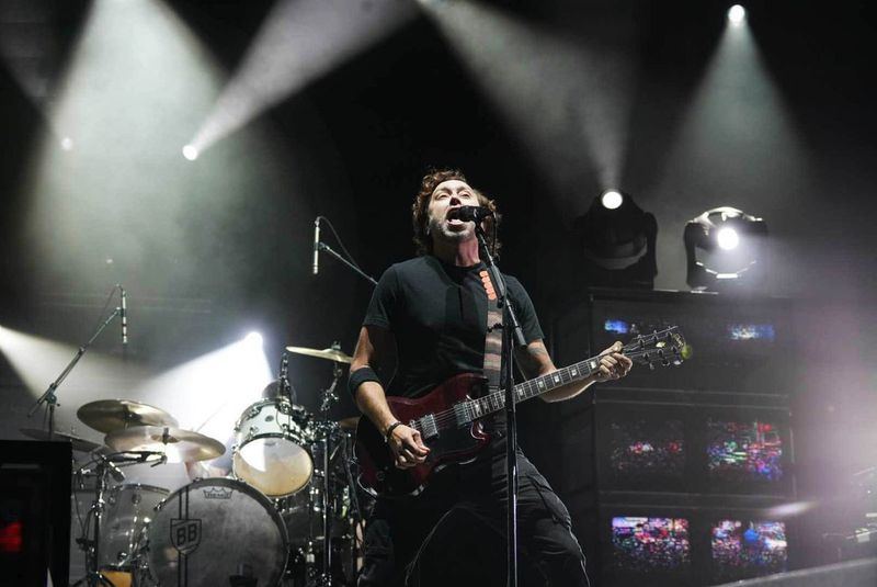 Tim McIlrath fra Rise Against optræder på dag 3 af Riot Fest.