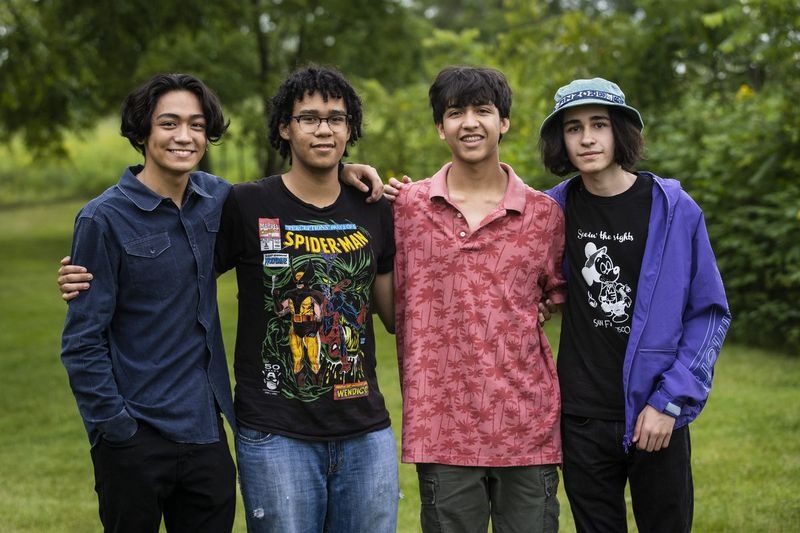 Monarchy Over Monday (fra venstre) bandmedlemmene Jacob Padilla-Caldero, Jose Ceniceros, Daniel Jablo og Rylan Wilder.