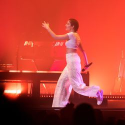 Lorde se produit à l