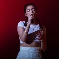 Lorde se produit à l
