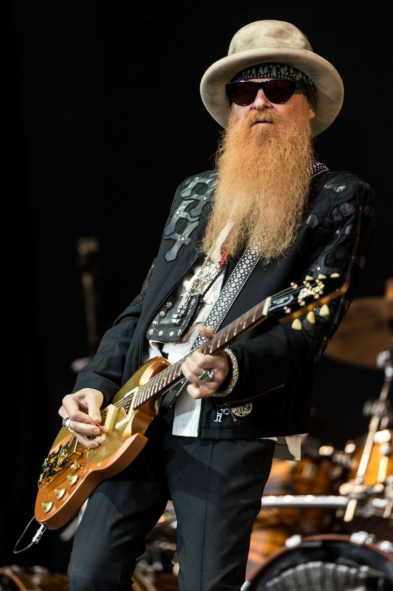 Billy Gibbons van ZZ Top treedt op tijdens het Glastonbury Festival in Worthy Farm, Pilton, in Glastonbury, Engeland, in 2016.