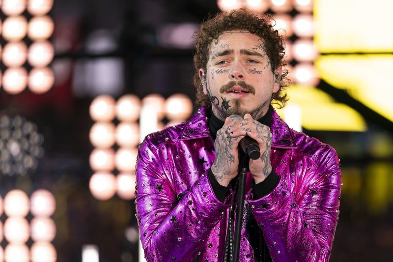 Post Malone esineb 2019. aastal New Yorgis Times Square