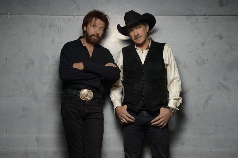 Brooks & Dunn v soboto zvečer pripeljejo turnejo Reboot 2021 v amfiteater Hollywood Casino.