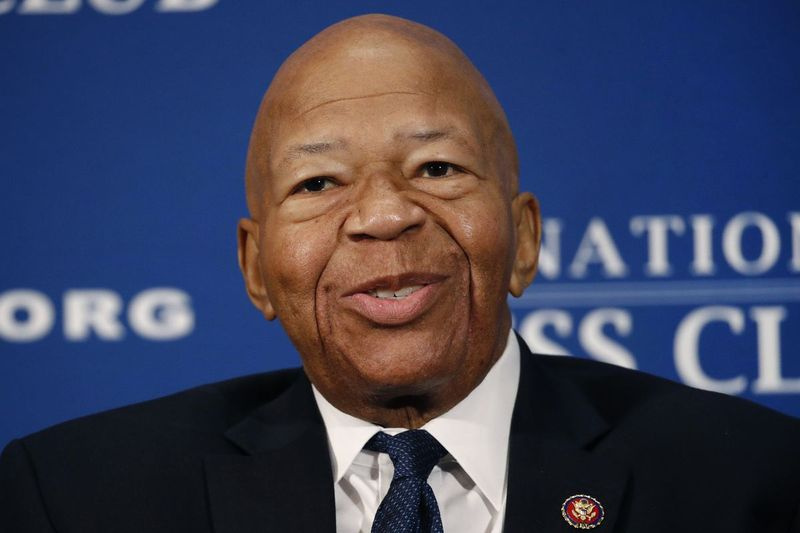 Vabariik Elijah Cummings, D-Md., räägib lõuna ajal Washingtoni riiklikus pressiklubis.