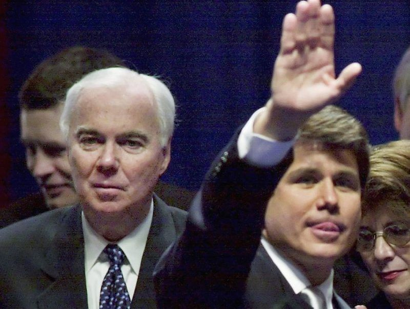 Chicago Ald. Richard Mell (à gauche) avec son gendre, Rod Blagojevich, lors de l