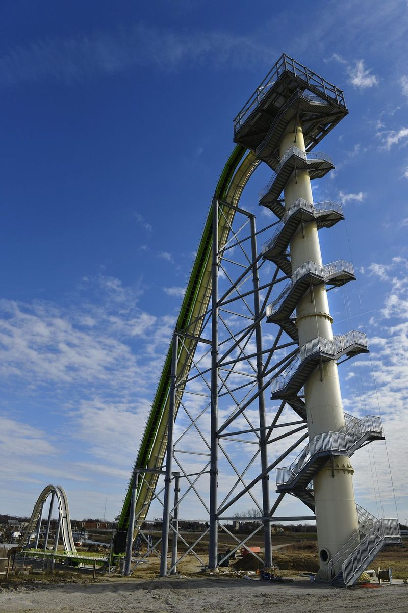 Caleb Thomas Schwab murió en una de las principales atracciones del parque, Verruckt, un tobogán acuático de 168 pies de altura, el domingo. | Jill Toyoshiba / The Kansas City Star vía AP