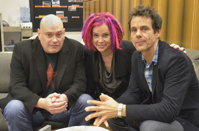 Instruktører/forfattere af Cloud Atlas, Andy Wachowski (til venstre) og Lana Wachowski, sammen med forfatter/instruktør Tom Tykwer, fotograferet i Chicago den 17. oktober 2012 | Scott Stewart~Sun-Times
