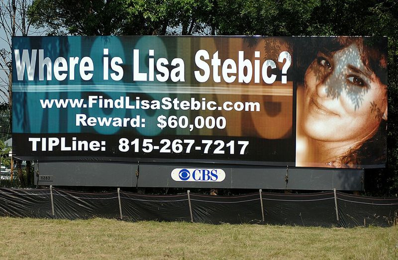 Billboard na Route 30 západne od Interstate 55 v Plainfield v roku 2007 hľadal pomoc verejnosti pri hľadaní Lisy Stebicovej. | Fotografia súboru Sun-Times