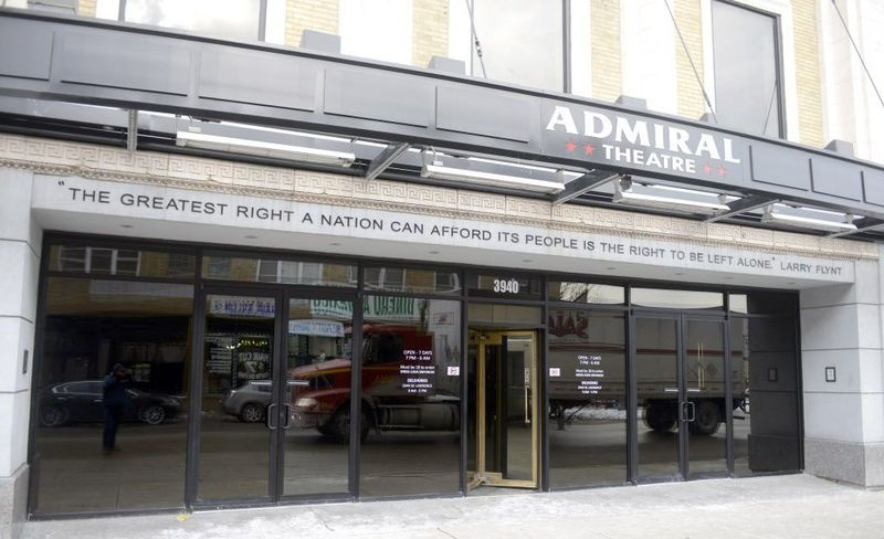 Michael Spaldingul, kes on Admiral Theatre